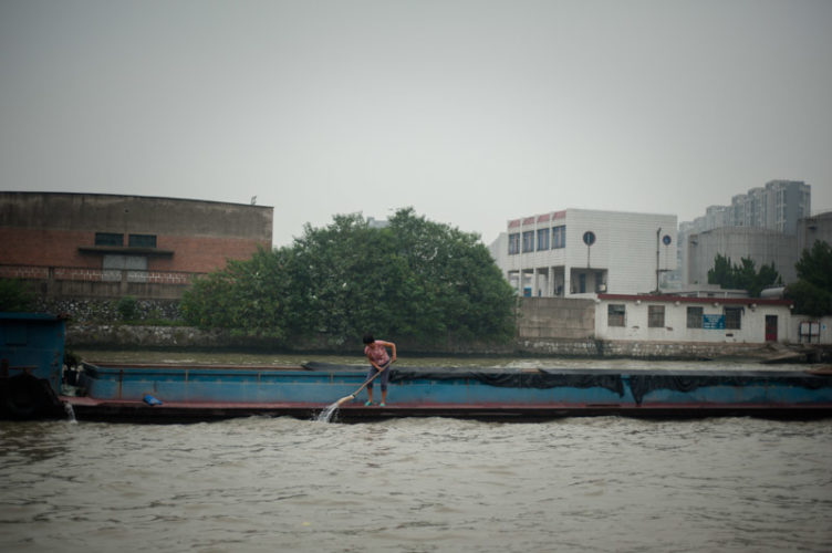 neverending - boat lady