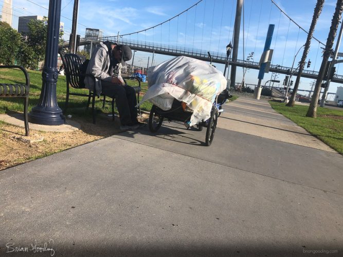 San Diego - homeless near hotel